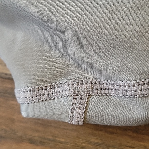 Zyia hi-rise grey metallic light n tights - Picture 4 of 4